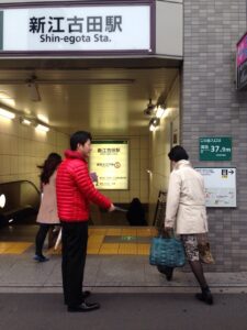 2015年12月15日（火）　新江古田駅で朝の街頭演説