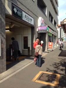 2016年4月25日（月）　新江古田駅で朝の街頭演説