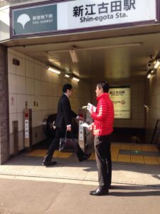 2016年4月6日（水）　新江古田駅で朝の街頭演説