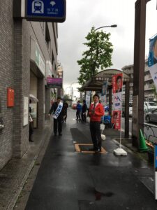 2017年5月10日（水）　新江古田駅で朝の街頭演説