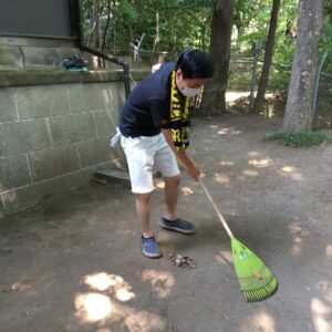 2017年7月9日（日）　松が丘北野神社境内清掃