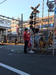 2017年11月9日（木）　新井薬師前駅北口で朝の辻立ち