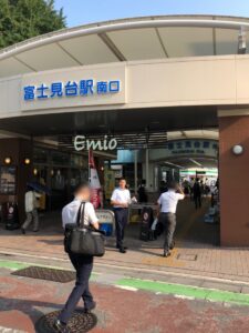 2018年8月3日（金）　富士見台駅南口で朝の辻立ち