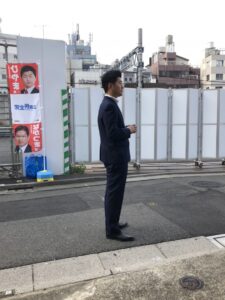 2018年10月16日（火）　新井薬師前駅北口で朝の辻立ち