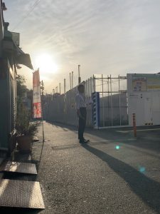 2025年10月2日（水）　沼袋駅北口で朝の辻立ち