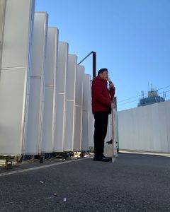 2025年12月5日（金）　新井薬師前駅北口で朝の辻立ち