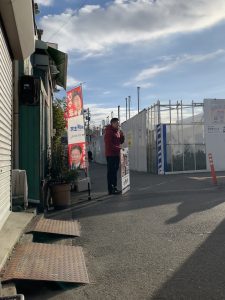 2025年12月16日（火）　沼袋駅北口で朝の辻立ち